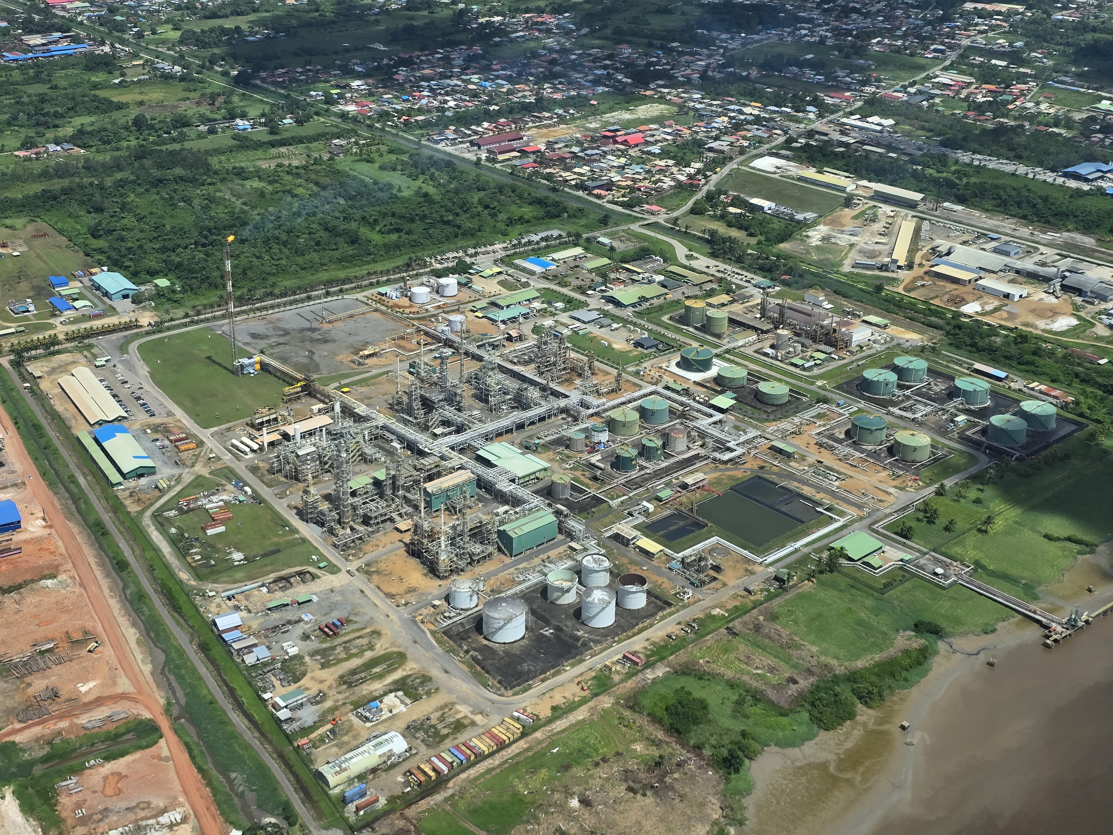 Aerial view of the oil refinery at Tout Lui Faut, Suriname.